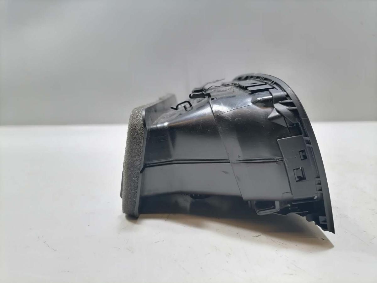 VW Golf 6 original Luftdüse Luftausströmer Armatrenbrett Mitte Bj.2009